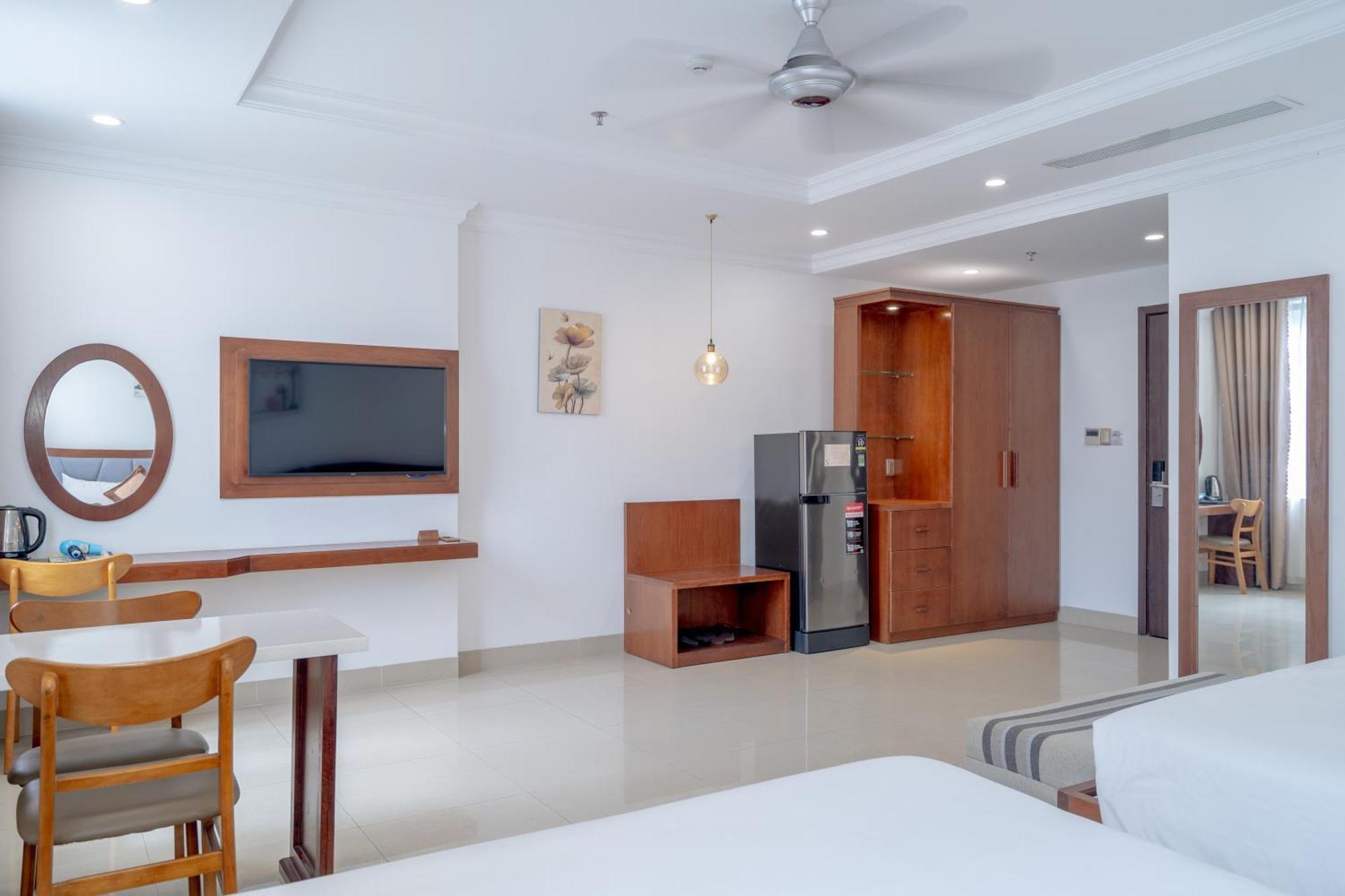 K Hotel Sauna And Massage Дананг Экстерьер фото